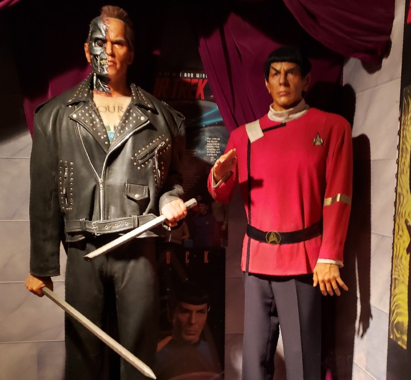 蝋人形美術館・B-gill | 柴犬〇＆チョコラブJethroの伊豆巡り