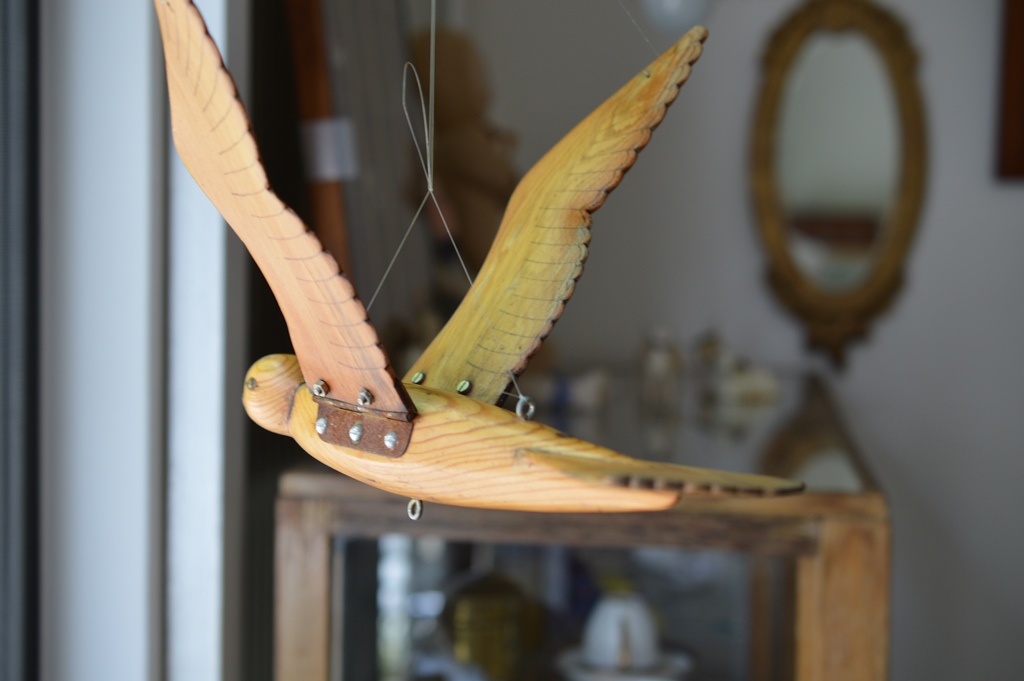 木製のはばたく鳥 Holland – Tsubame Märkt