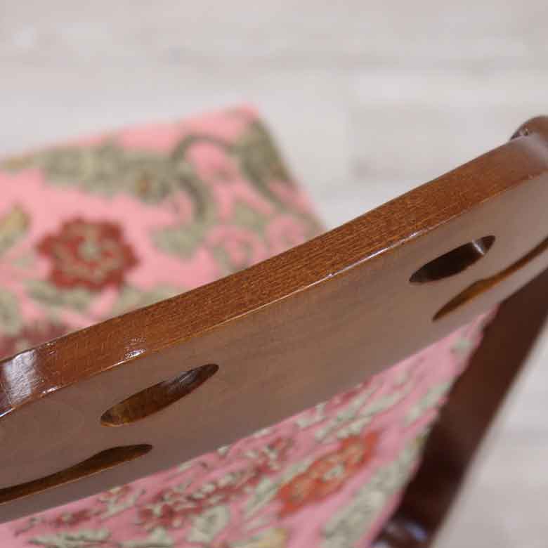 イタリア ダイニングチェア ピンク・金華山 猫脚 – 輸入家具の