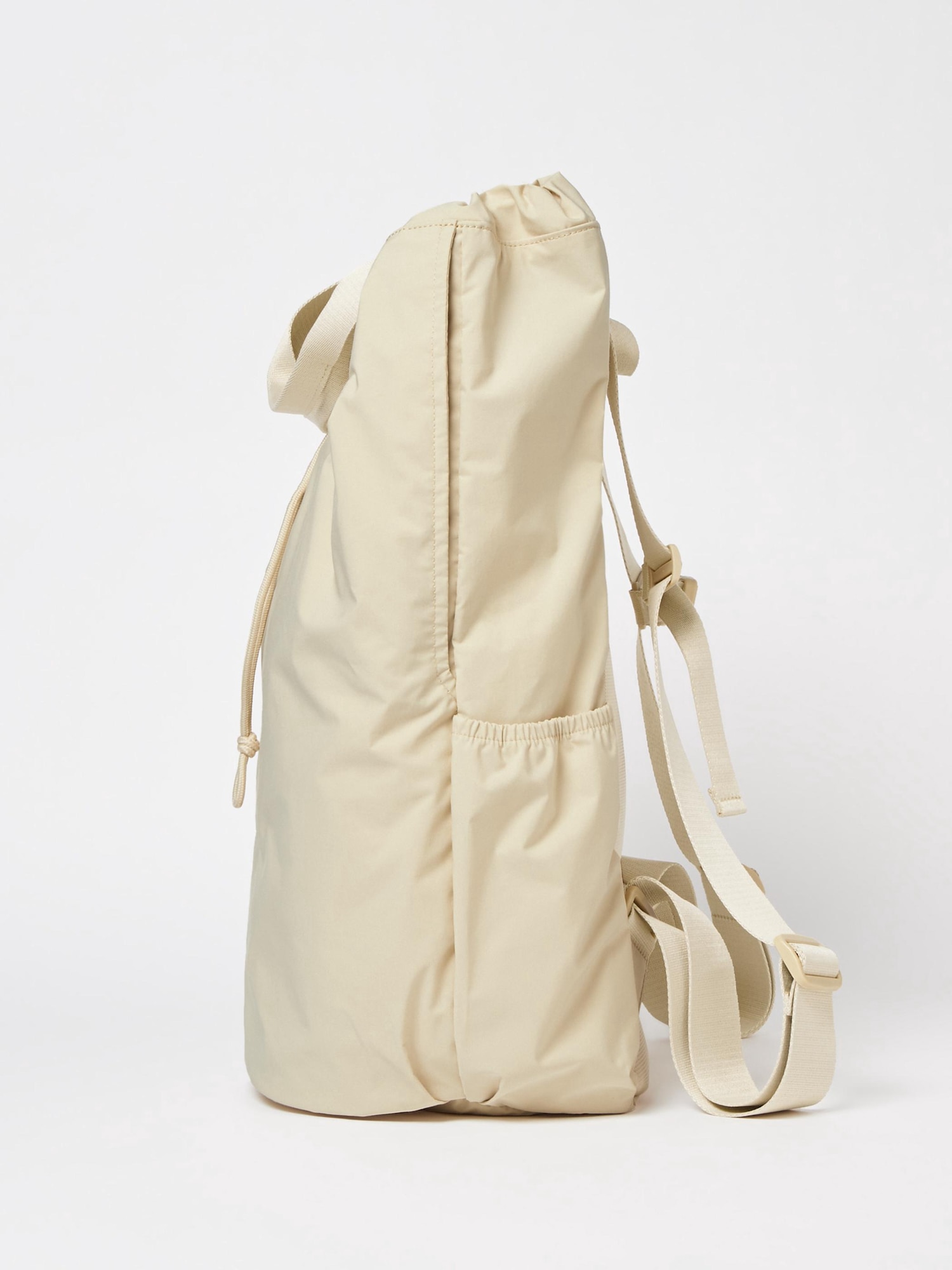 ユニクロ公式 | ドローストリングバックパック