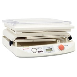 ヨドバシ.com - ニーダー KNEADER 洗えてたためる発酵器 mini PF100