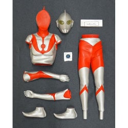 ヨドバシ.com - 海洋堂 KAIYODO ウルトラマン Bタイプ [フィギュア