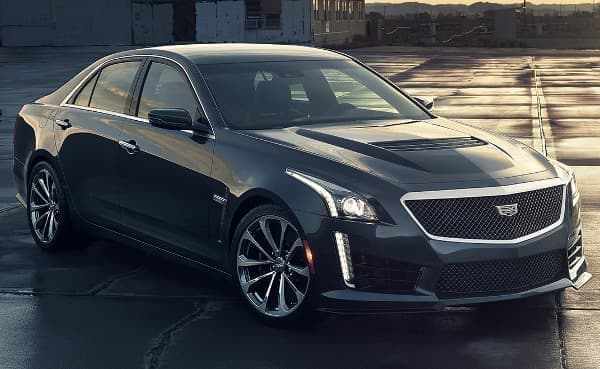 キャデラックのハイパフォーマンス・スポーツセダン「CTS-V」が日本