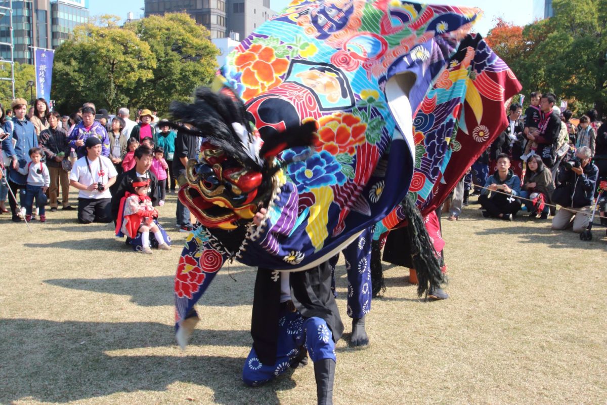 獅子舞王国さぬき2019！60組の獅子がサンポート高松に大集合！「うどん