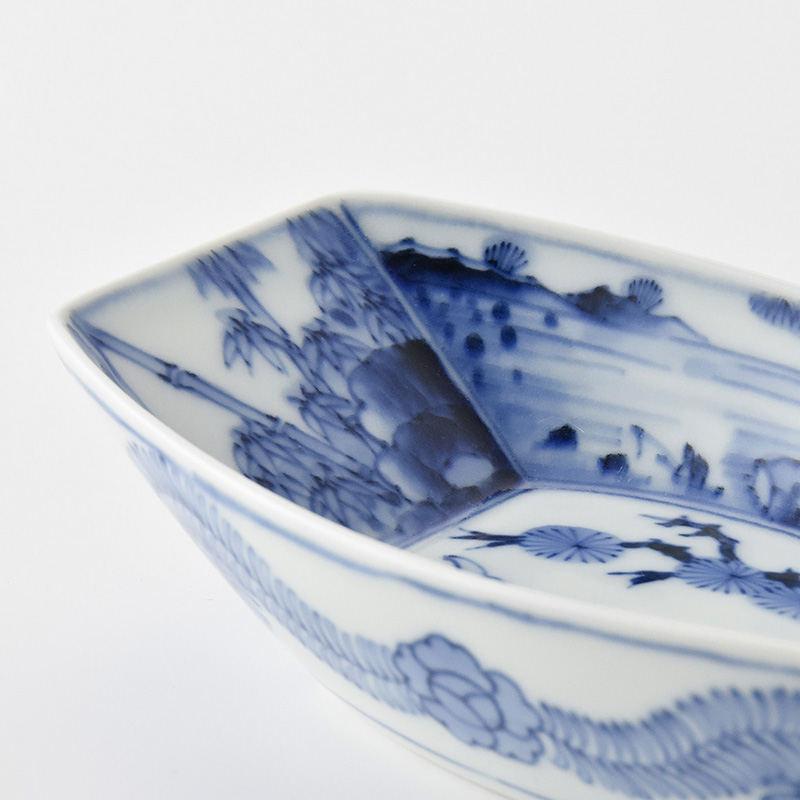 嘉泉窯】古平戸写松竹梅舟型皿 | 三川内焼オンライン・ショップ