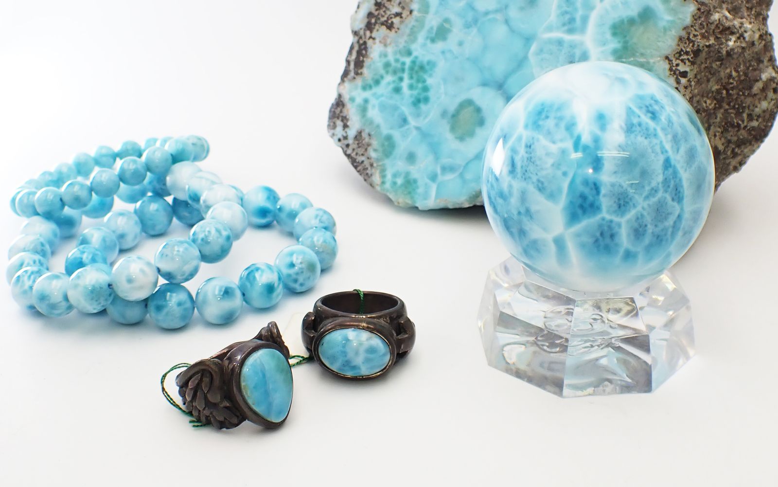 波を宿すカリブ海の宝石・ラリマー｜美しさの理由と魅力を知る | TOP