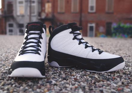 国内12月3日発売予定】 ナイキ エアジョーダン9 レトロ ホワイト