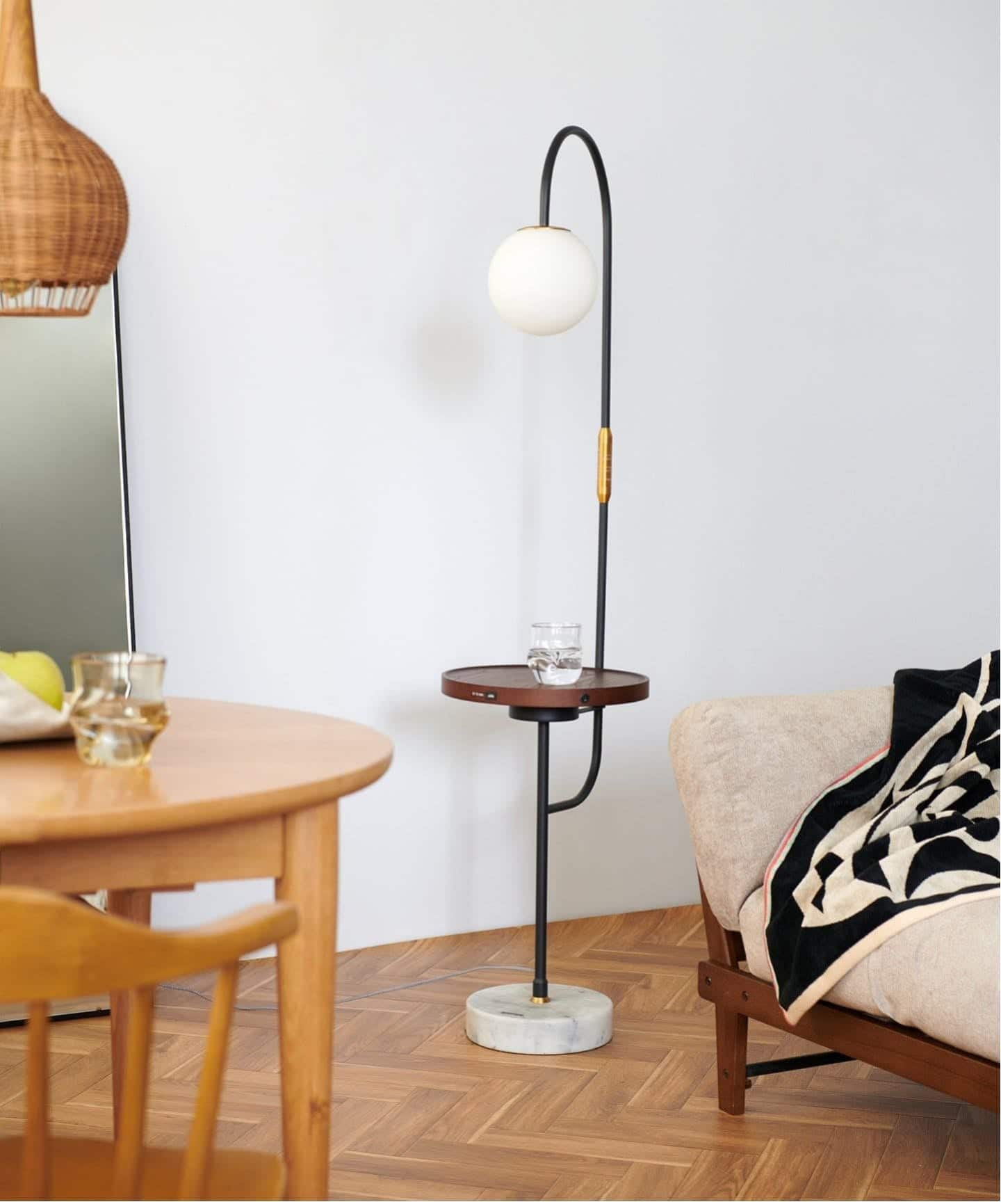 EUREKA FLOOR LAMP USB A&C エウレカ フロアランプ（照明）｜JOURNAL