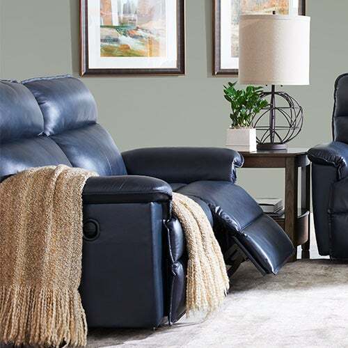 LA-Z-BOY Jay Reclining Loveseat 448706 | Harris Family Furniture