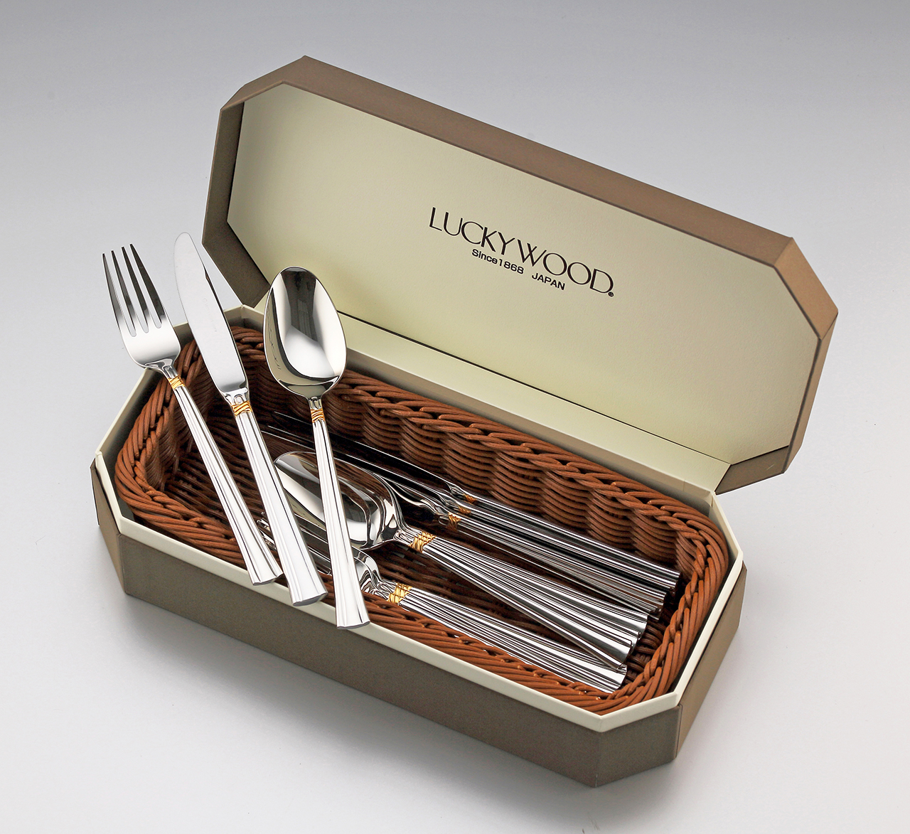 エメラルド金彩 12pc.ディナーセット（バスケット・4客） | LUCKYWOOD