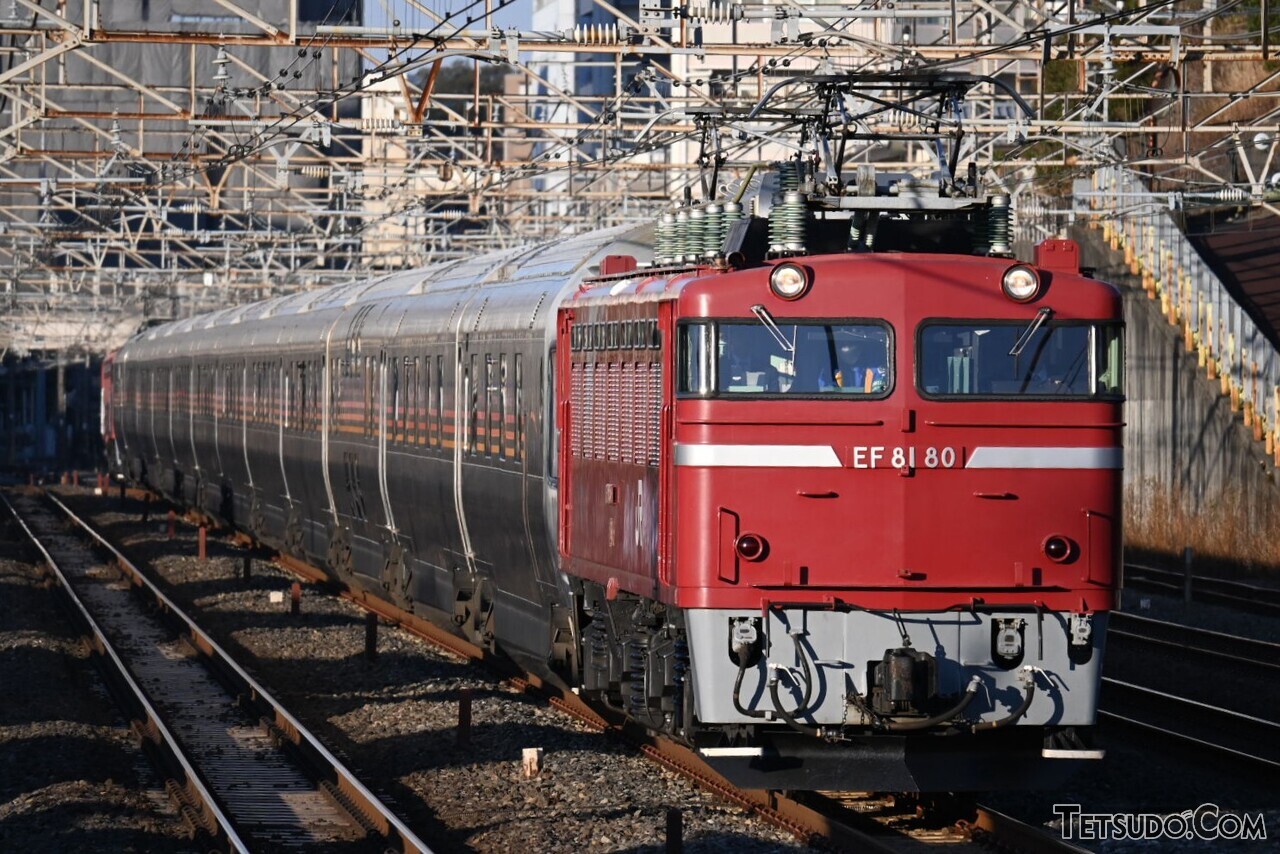 ついに完全引退へカウントダウン？ 国鉄の交直流電気機関車の決定版