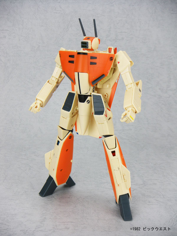 やまとマクロスシリーズ 超時空要塞マクロス 1/60 完全変形 VF-1D