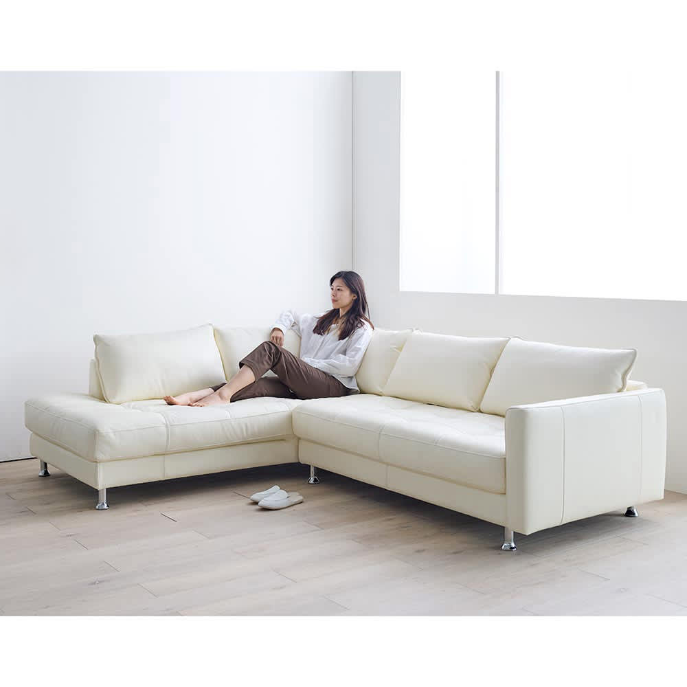 LX 総革張り（セミアニリン厚革）コーナーソファセット 座って右