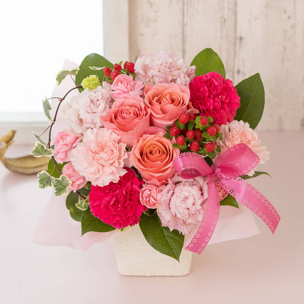 アレンジメント「ピンク・ローズバスケット」｜フラワーギフト通販なら