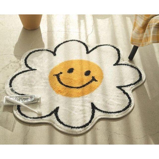 新品未使用】北欧風 韓国 玄関マット ニコちゃんマーク 絨毯の通販 by