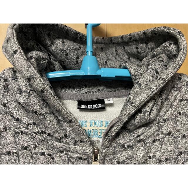 ONE OK ROCK - ONE OK ROCK ワンオク 残響リファレンス パーカーの通販