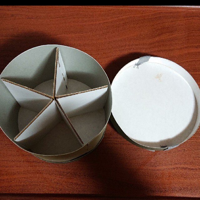 有田焼のコースター5枚です。