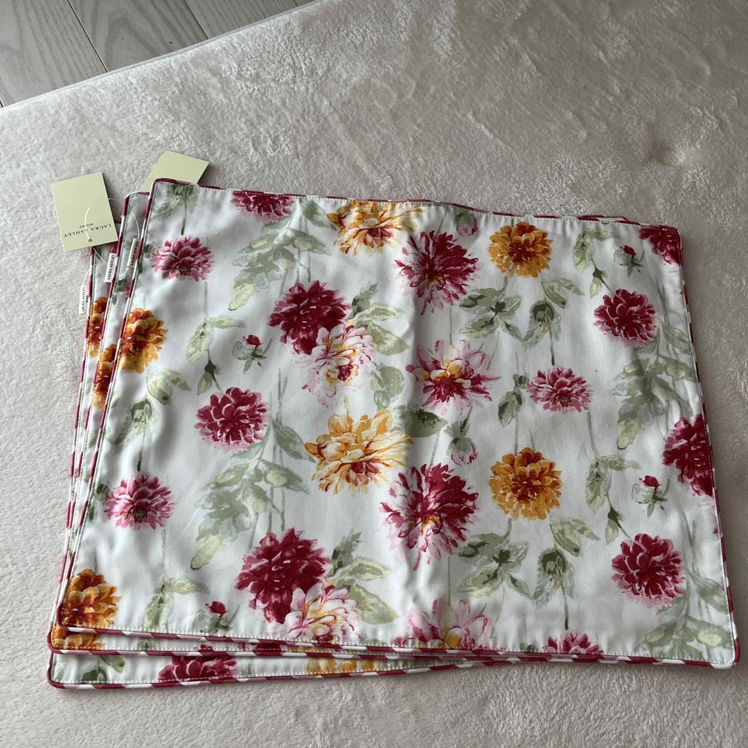 LAURA ASHLEY - ローラアシュレイ Laura ashley ランチョンマット