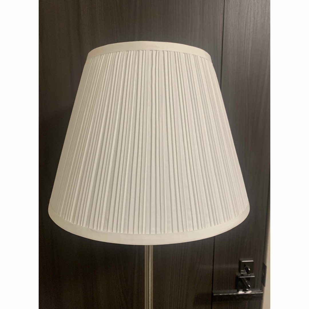 IKEA - IKEA フロアランプ KRYSSMAST クリスマスト（電球付き）の通販