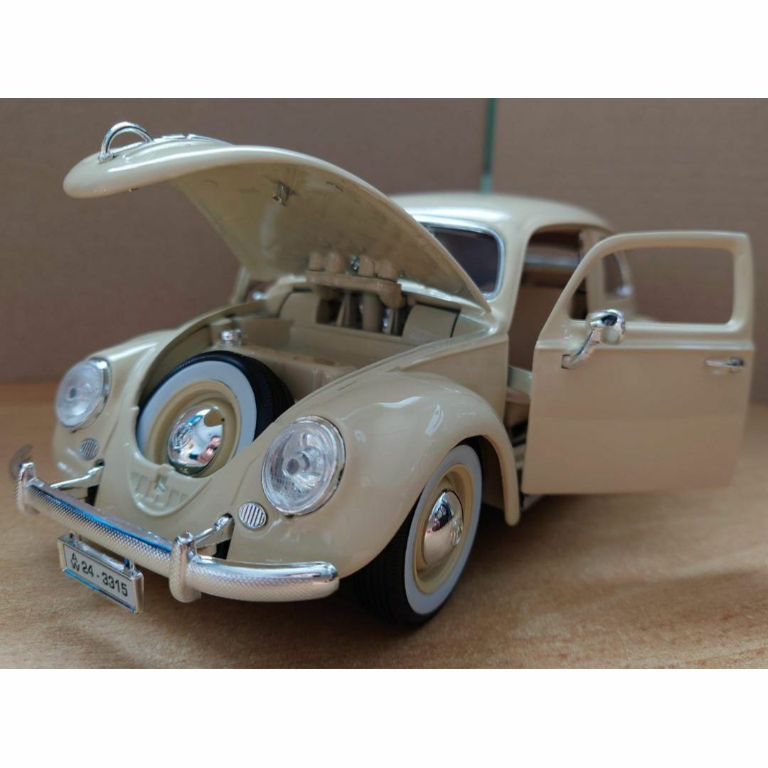 1/18フォルクスワーゲンビートル ベージュ VW BEETLE 1955の通販 by