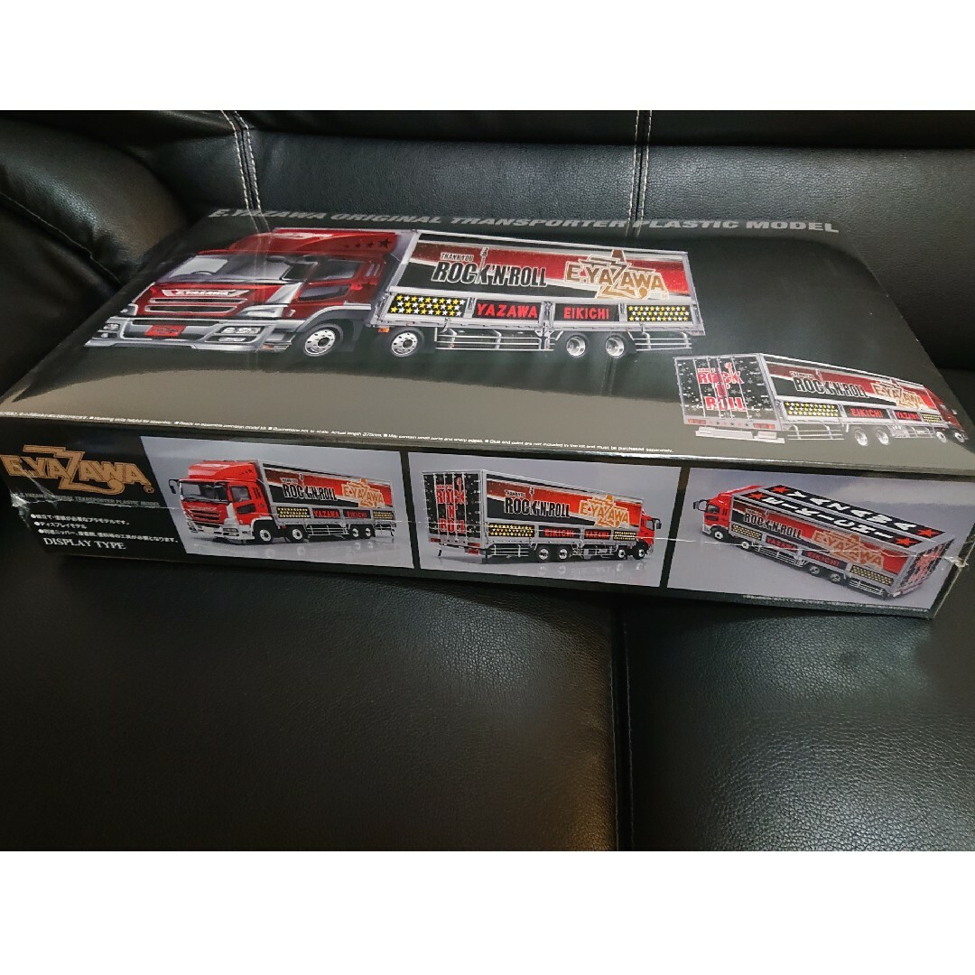 廃盤レア】矢沢永吉 トラック プラモデル(トランポ)レッド の通販 by