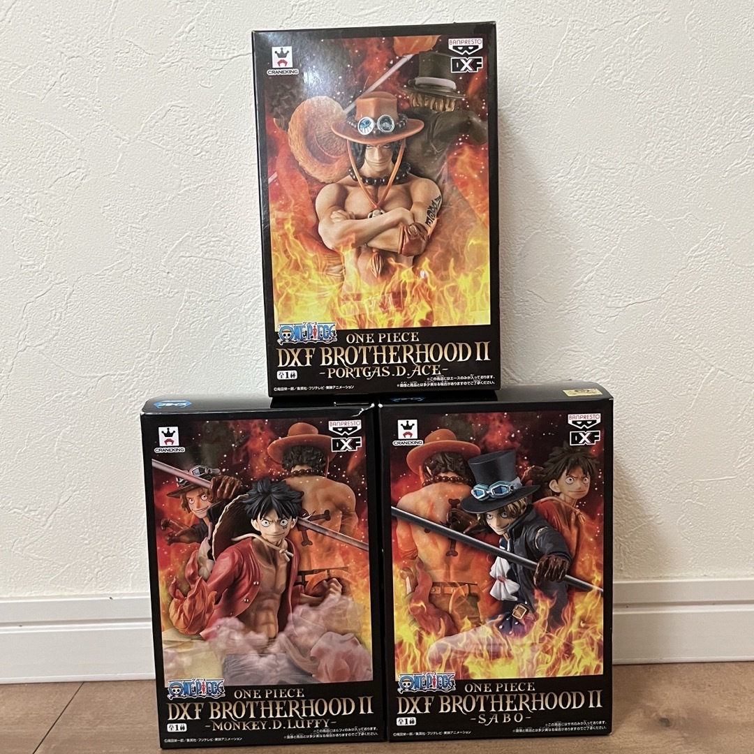 ONE PIECE - 三兄弟フィギュアの通販 by ありんこ's shop｜ワンピース