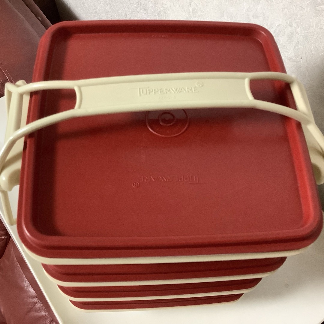 TupperwareBrands - タッパーウェア TUPPER 4段弁当箱 ピクニック