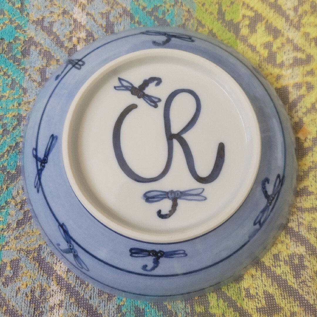 新品 未使用 パスタ皿 虎 とんぼ カズコロッシュ ブルー&ホワイトの