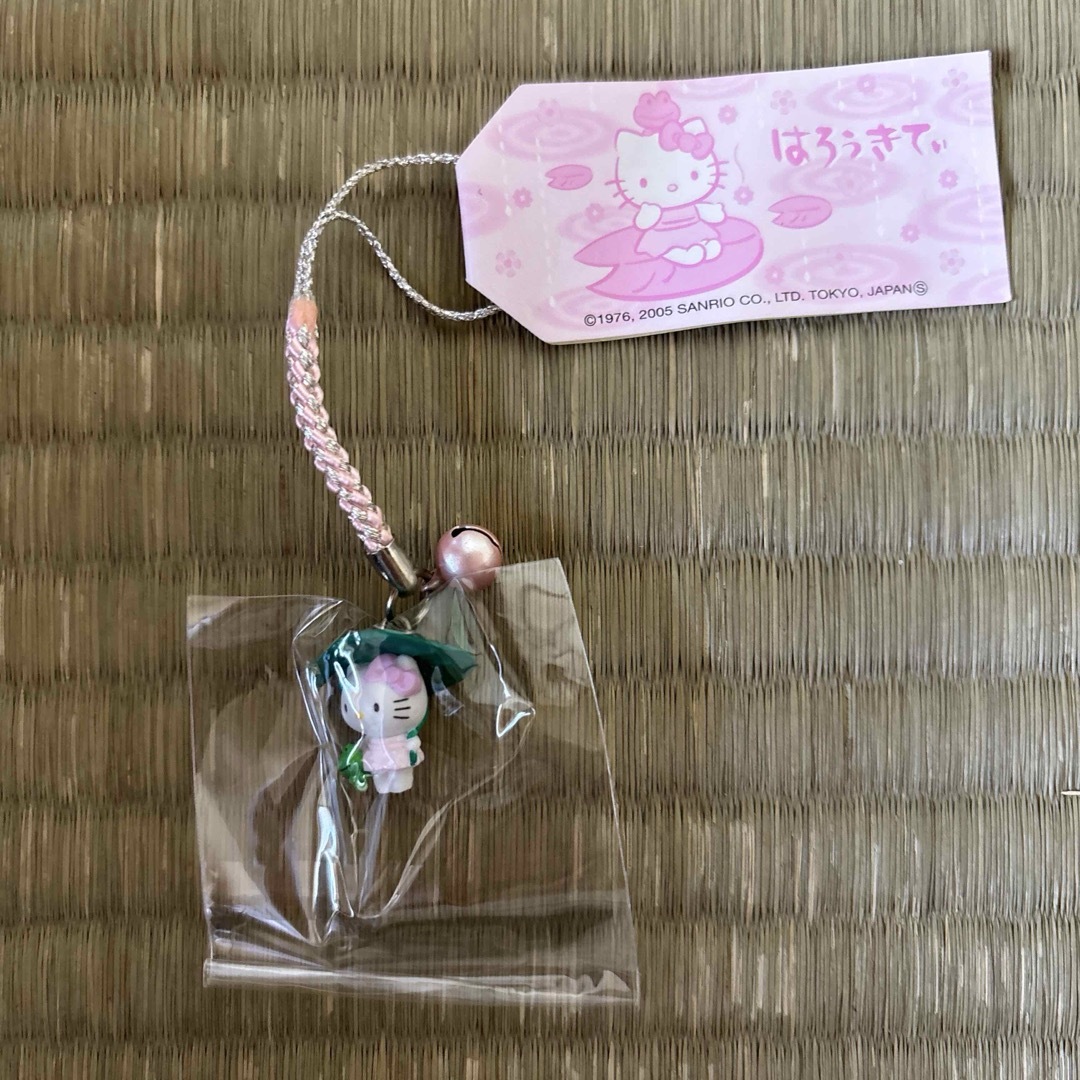 2005年 ハローキティ 根付け 雨のなごみ カエル 葉っぱ 傘 緑 2005年