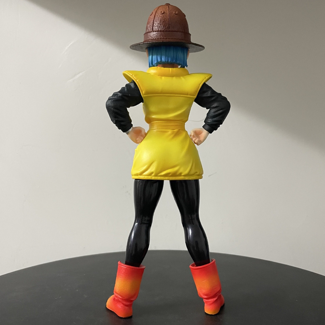 ドラゴンボール フィギュア ブルマ PVC製品 ガレージキットの通販 by