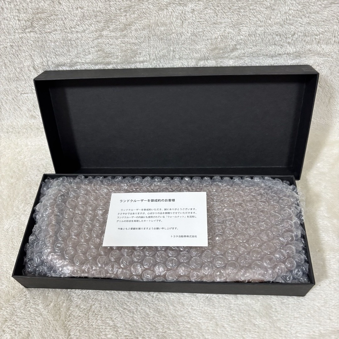 新品】トヨタ ランドクルーザー ウォールナット キートレイ 非売品