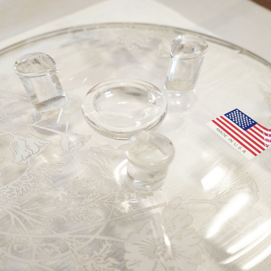 希少 レア アメリカ シルバーオーバーレイ 足付 ボンボンプレートの