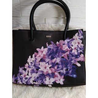 Rady（花柄 ・ トートバッグ）のフリマアイテム一覧