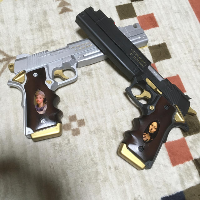 CAPCOM - デビルメイクライ エボニー＆アイボリーの通販 by のんたん's