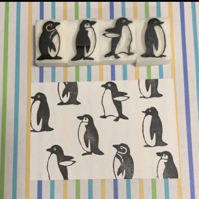 消しゴムはんこ ペンギン行進の通販 by コマハンコ｜ラクマ