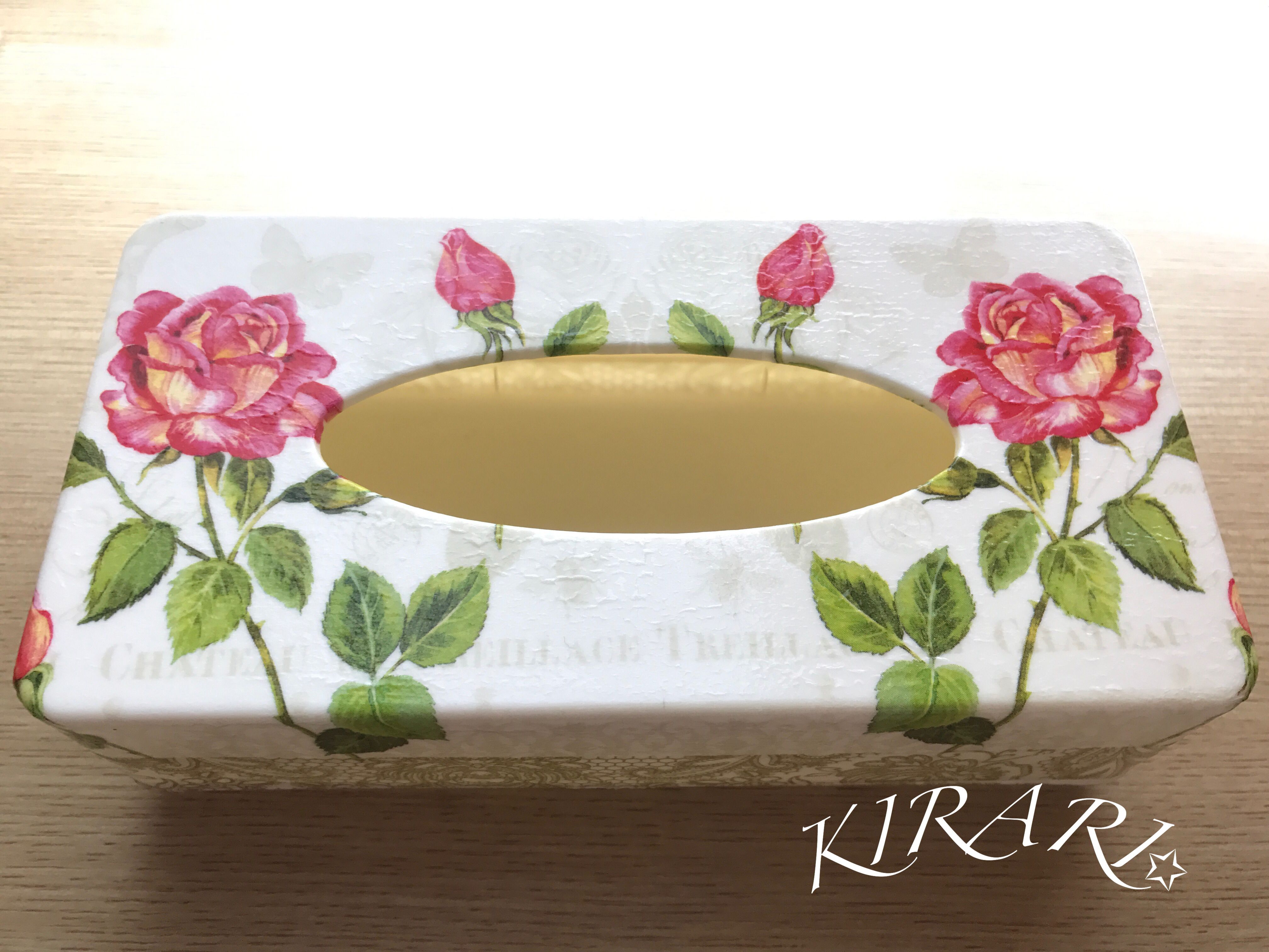 デコパージュで100均ティッシュケースを簡単リメイク