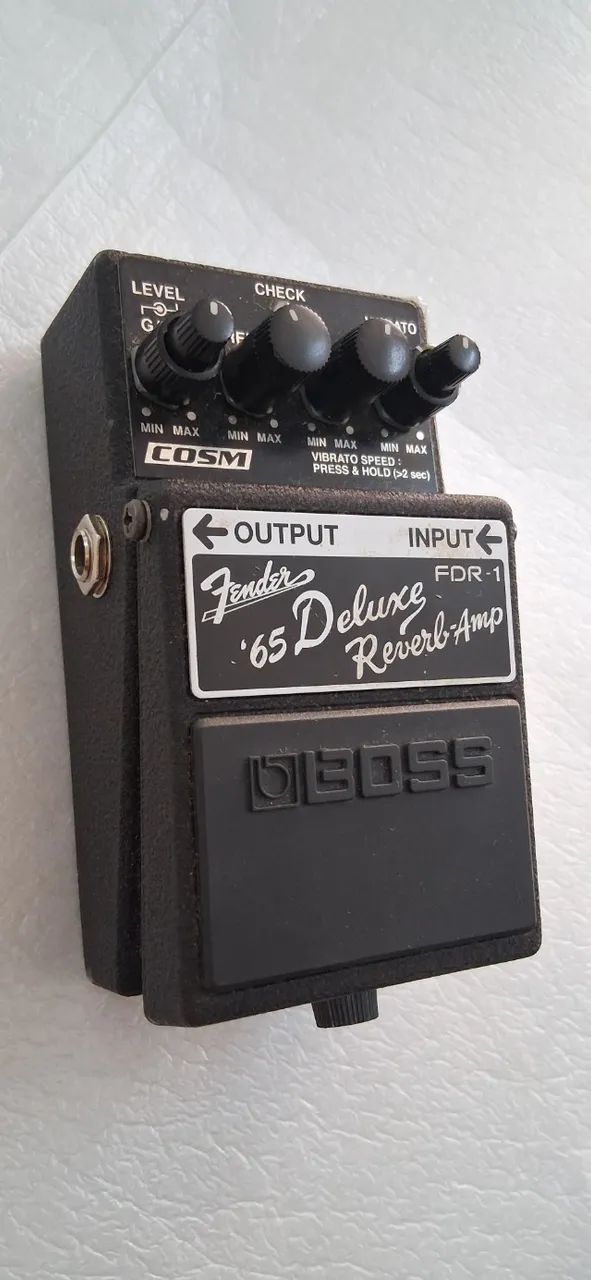Pedal Fender '65 Deluxe Reverb Amp Fdr1 Boss Preto - Instrumentos