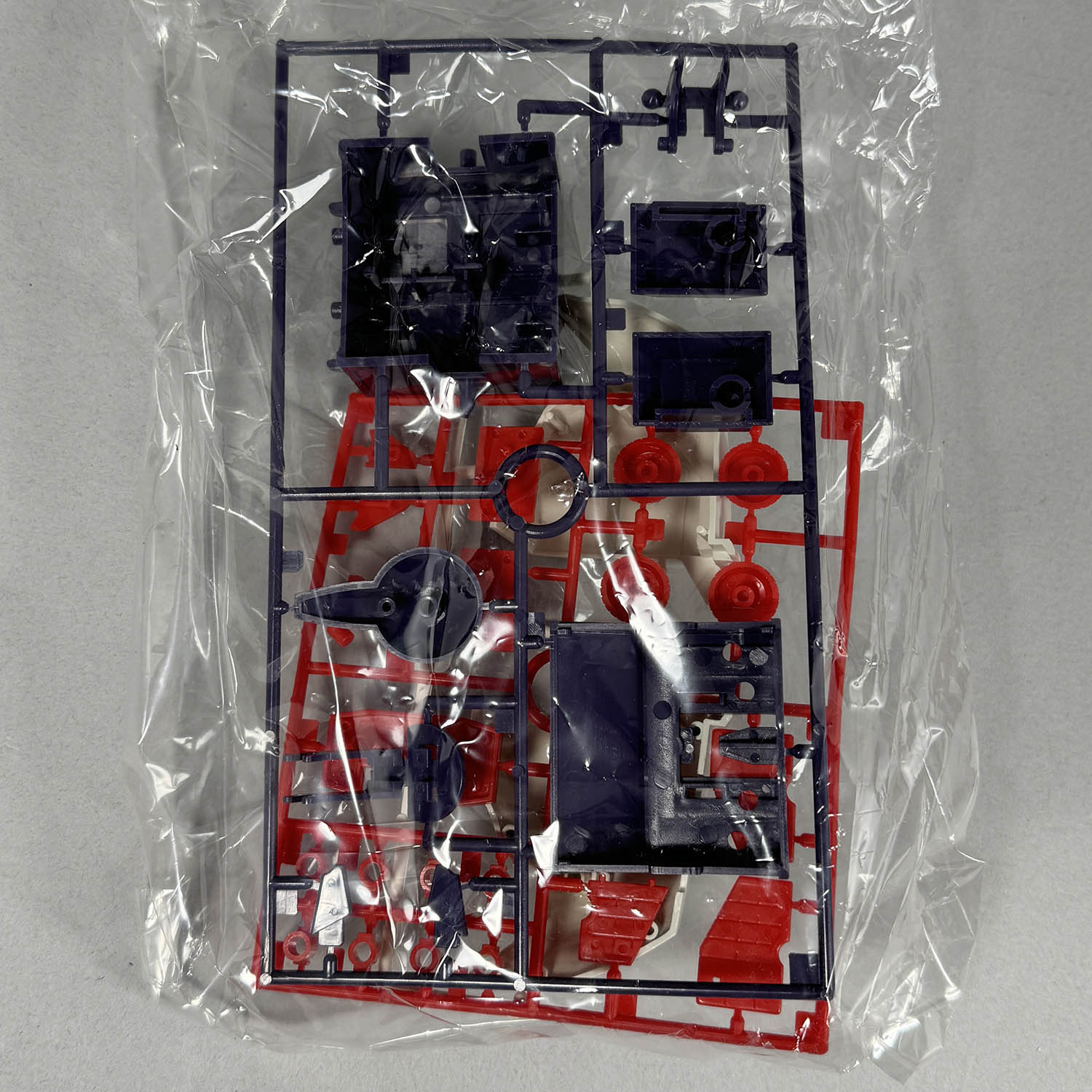 4247] 元祖SDガンダム 璽威武装