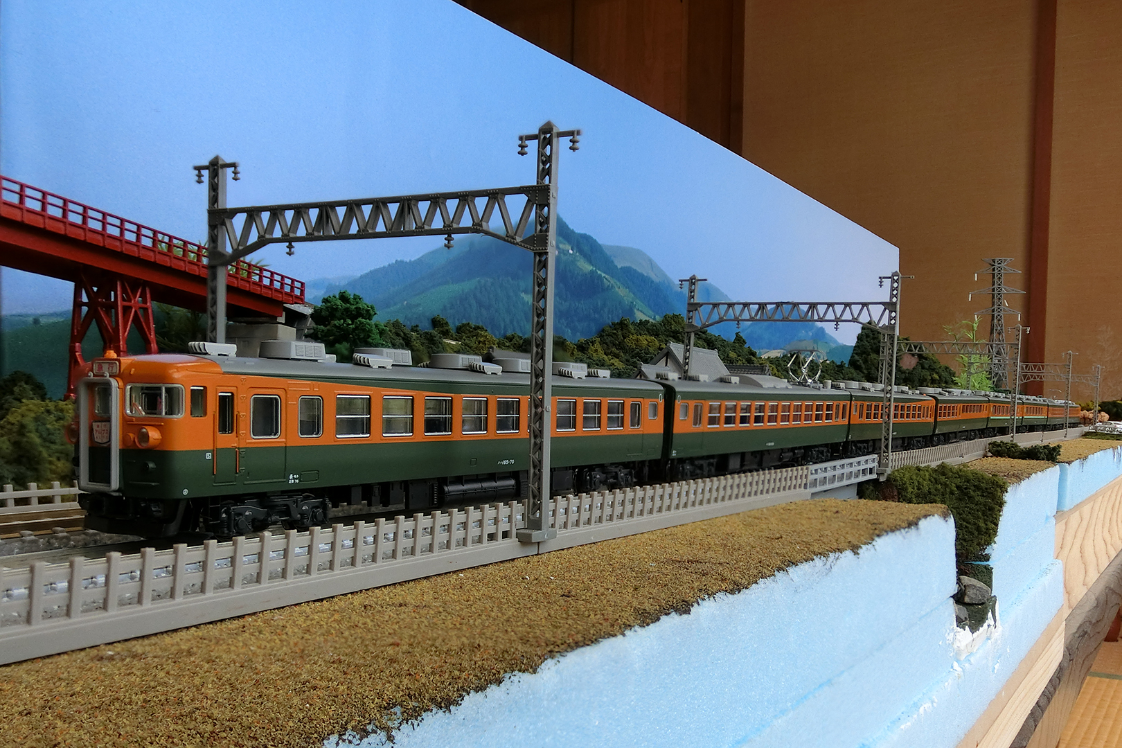 KATO 10-1389 165系 急行「アルプス」8両セット 入線: Nゲージ立川駅