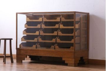 ガラスケース・ショーケース シャツケース |家具の販売・通販|【公式