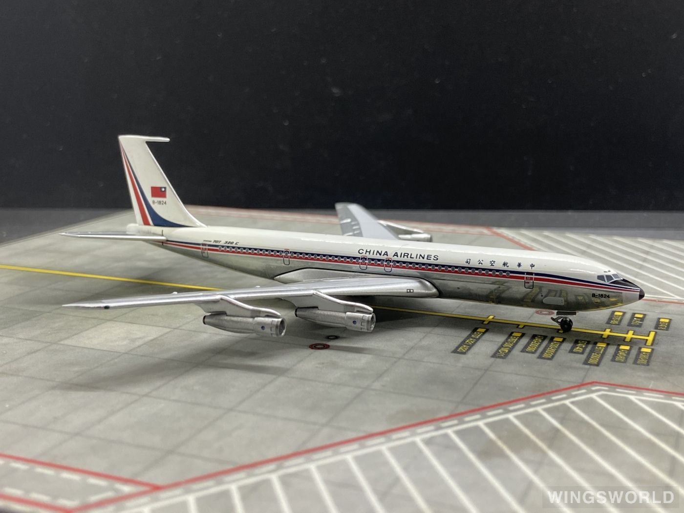 AeroClassics 1:400 Boeing 707-300 China Airlines 中华航空AC19130 B