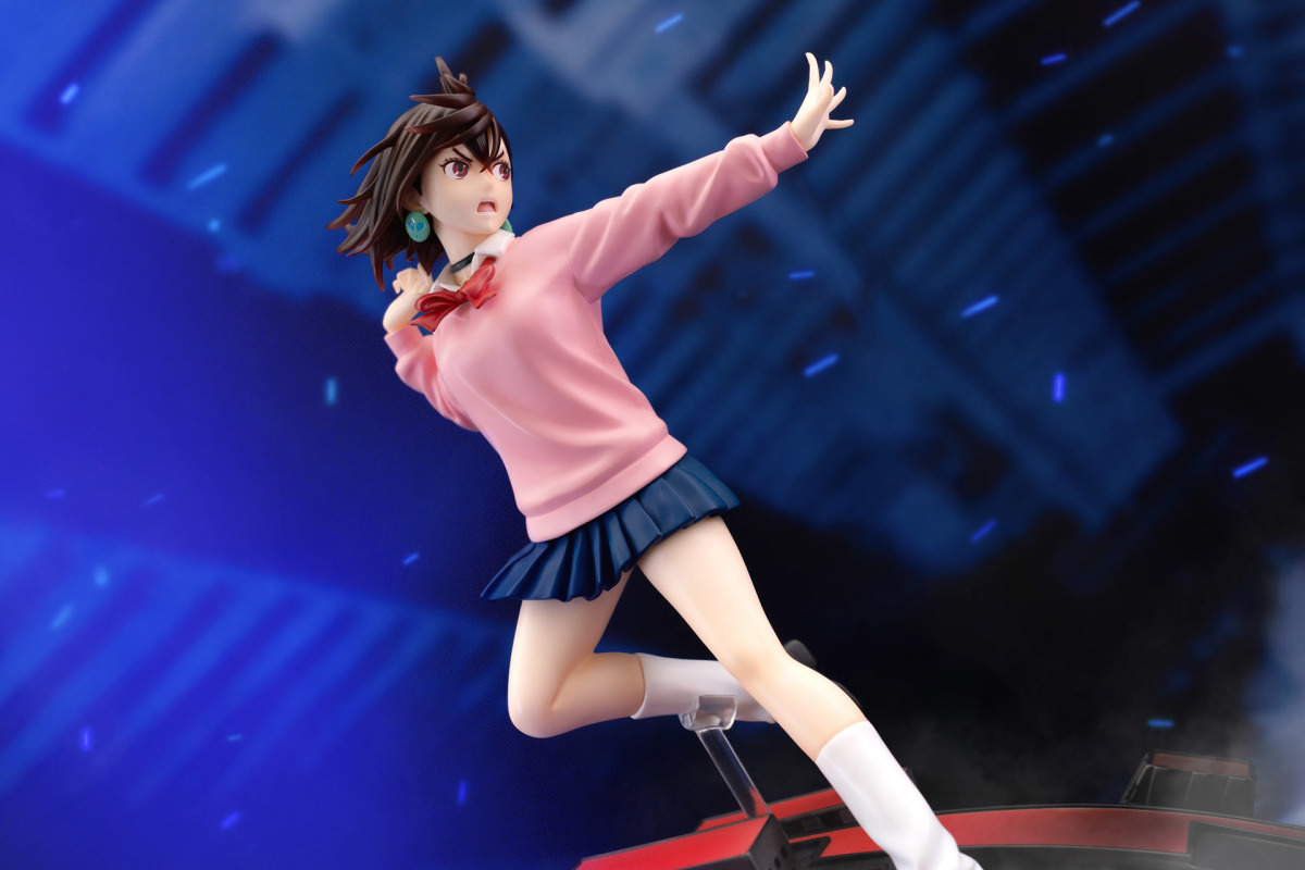 TAITO『DRESSTA《ダンダダン》モモ』彩色済み完成品、タイトルロゴを配