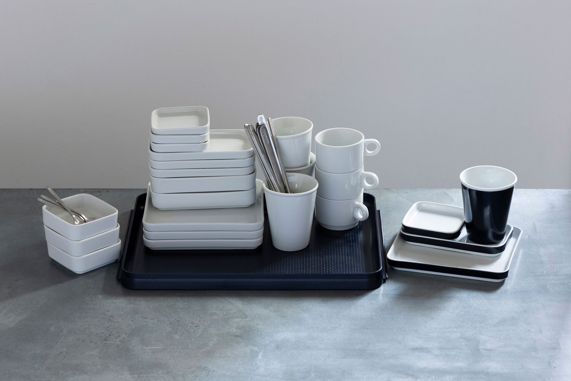 Upgradeのテーブルウェア1960年代の航空機内食器を復刻 | ToKoSie ー