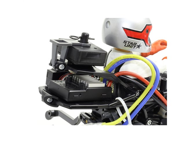 タミヤ、3輪バイクを再現した電動RCモデルの組立キット「ダンシング