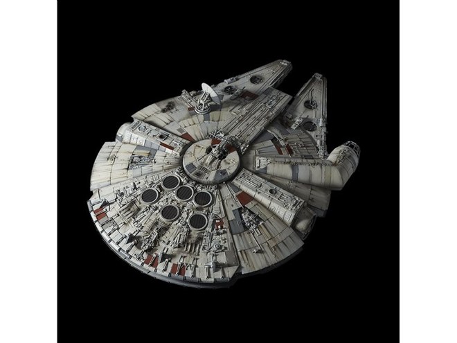 44,000円、プラモ「PERFECT GRADE 1/72 ミレニアム・ファルコン」が