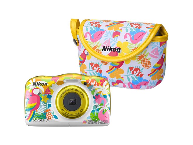 ニコンダイレクト、防水カメラ「COOLPIX W150」リゾート柄ケースセット