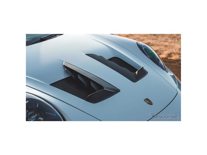 ポルシェ 911、名車「カレラRS 2.7」をオマージュ…限定パッケージ