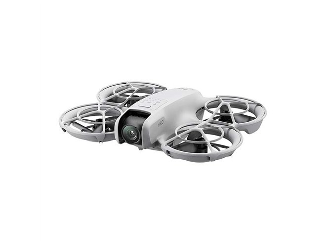 DJI、34,100円～で軽量135gのコンパクトなドローン「DJI Neo」 - 価格.com