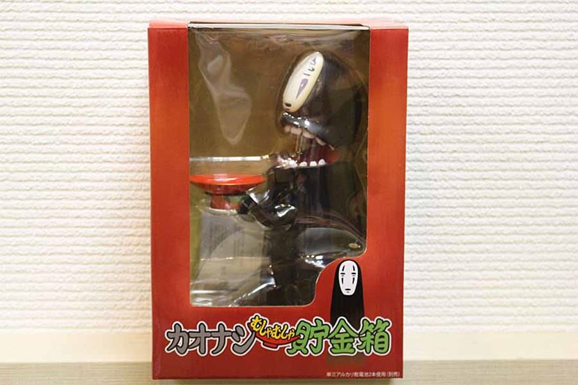 あ…あ…カオナシがお金を飲み込む貯金箱がシュールすぎる！ - 価格.com