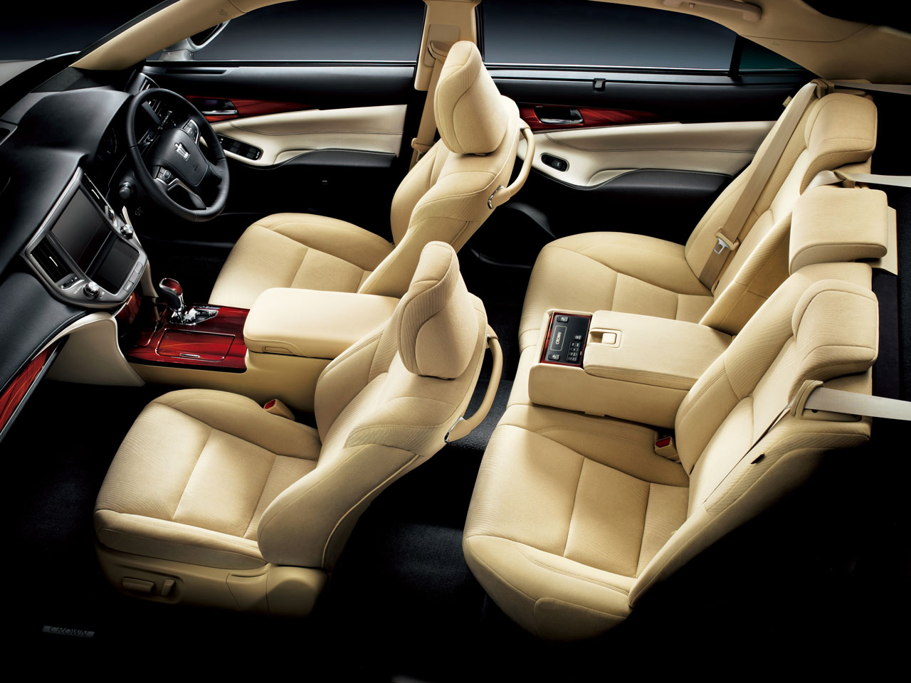 トヨタ クラウン ロイヤルの価格・新型情報・グレード諸元 価格.com